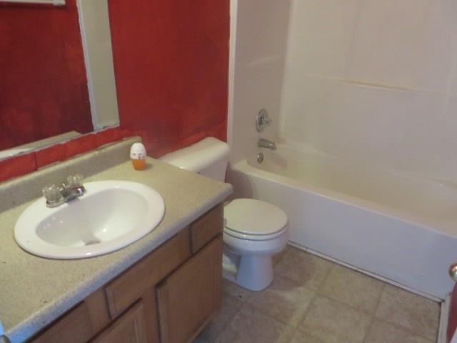 2635 Rothe Lane Indianapolis, IN 46229 - Photo 15 of 17 Gallery Image 15