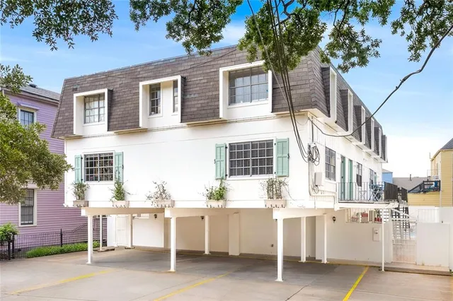 $1,595 | 1332 Esplanade Avenue, Unit 6, New Orleans, LA 70116