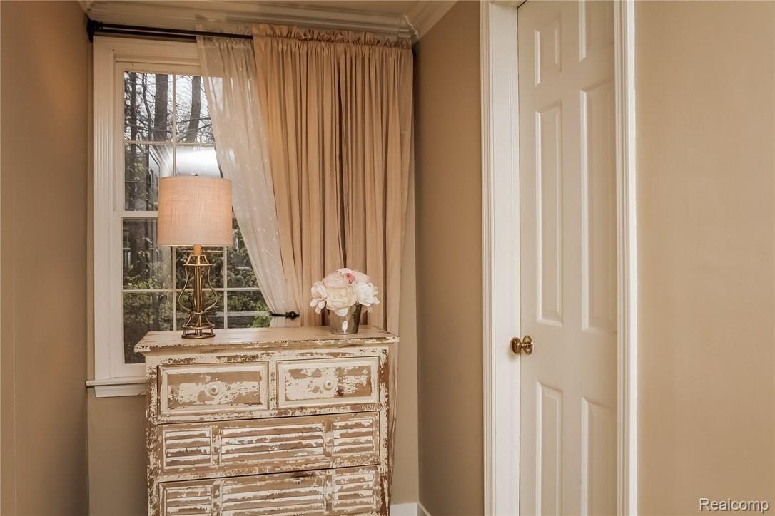 4750 Napier Road Canton, MI 48187 - Photo 35 of 97 035-Master_Bedroom-2225731-medium.jpg