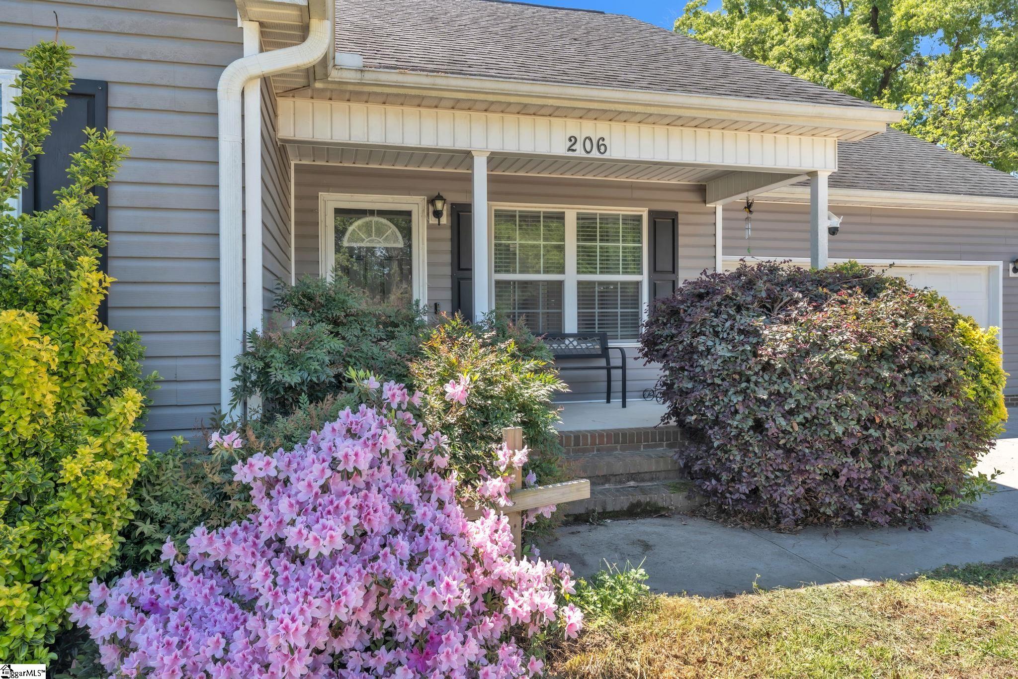 206 Destiny Drive Gray Court, SC 29645 - Photo 4 of 25