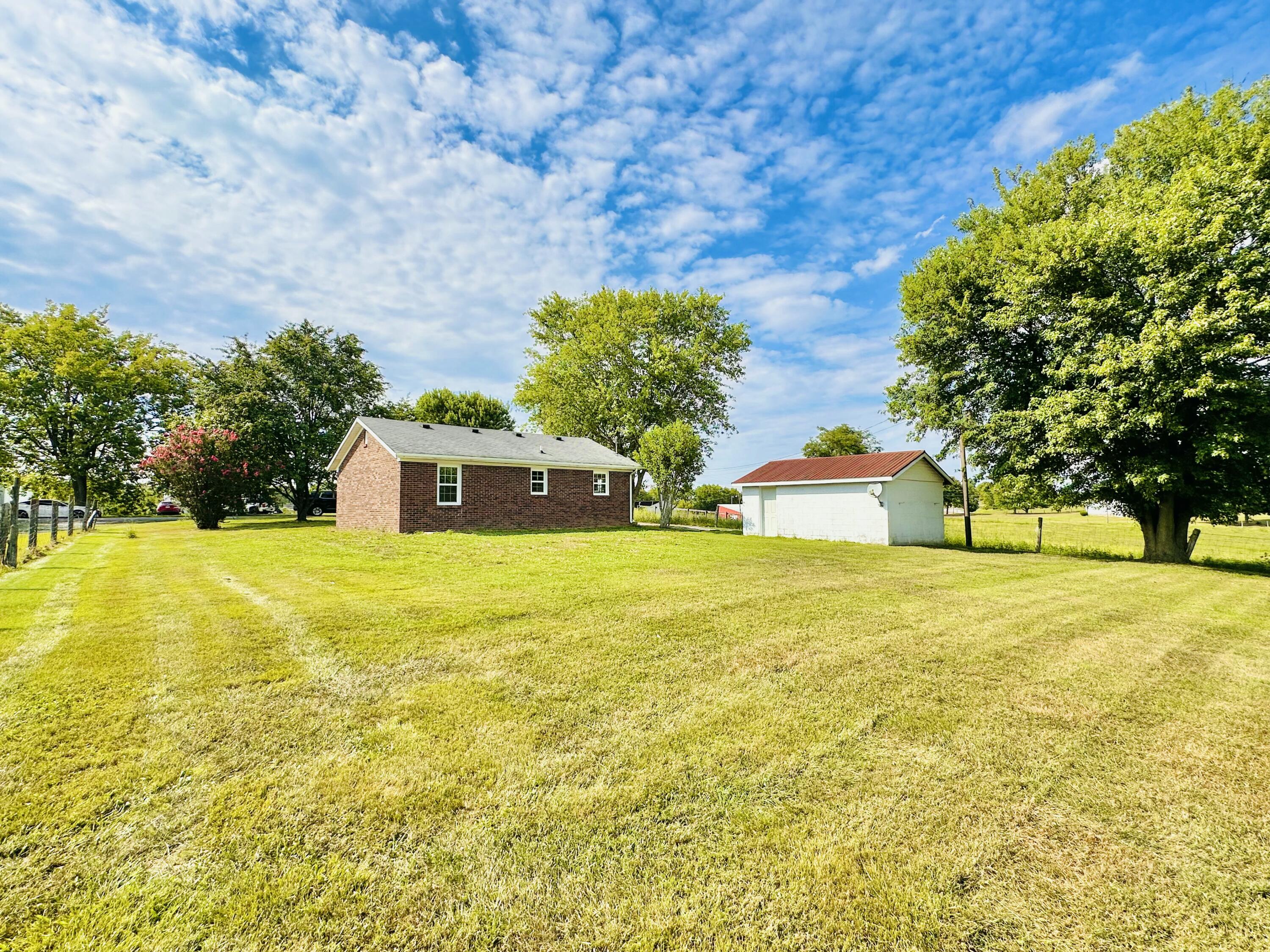 201 Redwood Road Lancaster, KY 40444 - Photo 26 of 26 IMG_3080