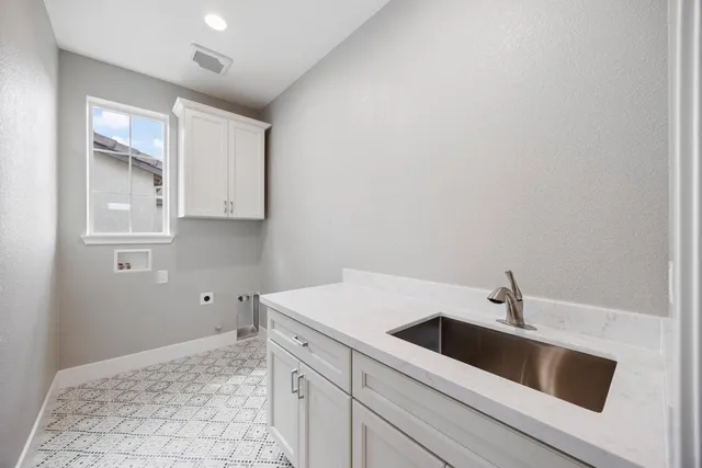 $669,000 | 1607 Motta Street, Woodland, CA 95776