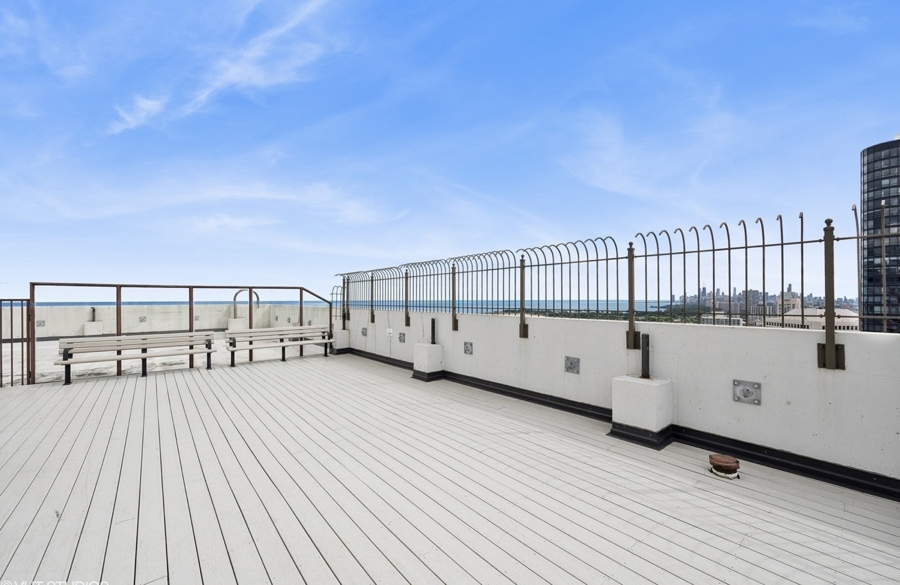 5455 North Sheridan Road, Unit 2904 Chicago, IL 60640 - Photo 23 of 25