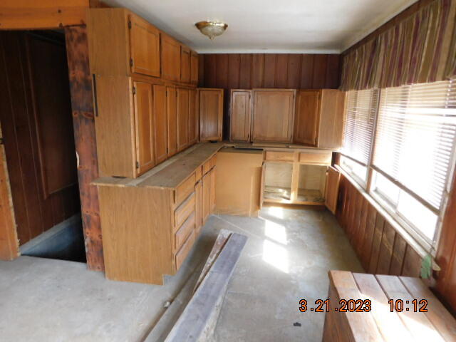 8111 Genesee Road Allen, MI 49227 - Photo 5 of 12 DSCN8887