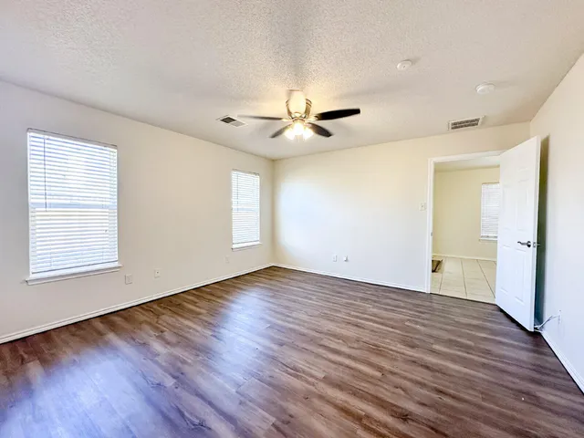 $1,550 | 10622 Boston Avenue, Lubbock, TX 79423