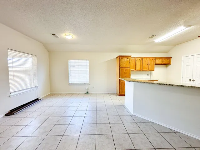 $1,550 | 10622 Boston Avenue, Lubbock, TX 79423