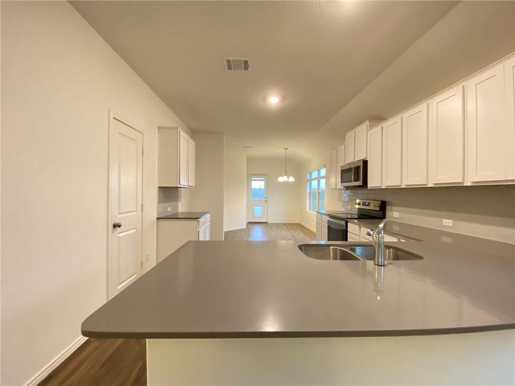 529 Greatest Gift Way Jarrell, TX 76537 - Photo 6 of 22