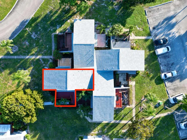 $280,000 | 7 Crossings Circle, Unit H, Boynton Beach, FL 33435