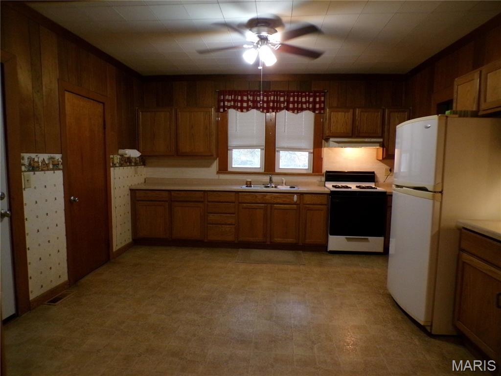 331 North Minnie Avenue Tilden, IL 62292 - Photo 16 of 32