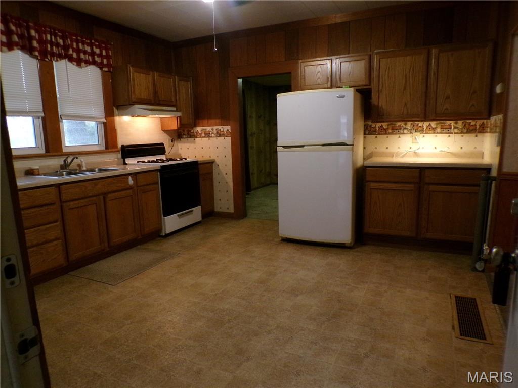 331 North Minnie Avenue Tilden, IL 62292 - Photo 18 of 32
