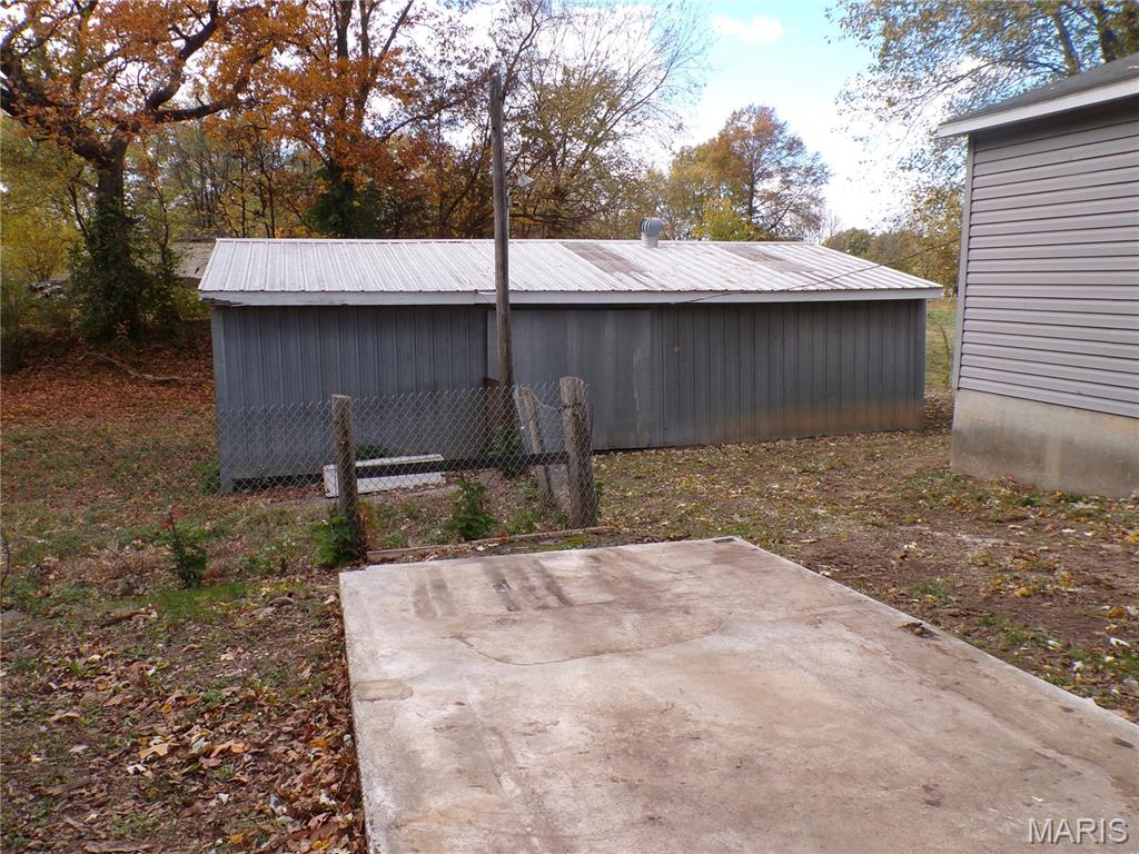 331 North Minnie Avenue Tilden, IL 62292 - Photo 6 of 32