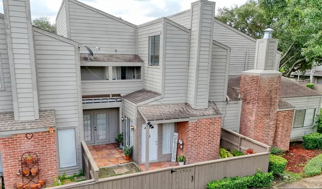 a view of house with outdoor space