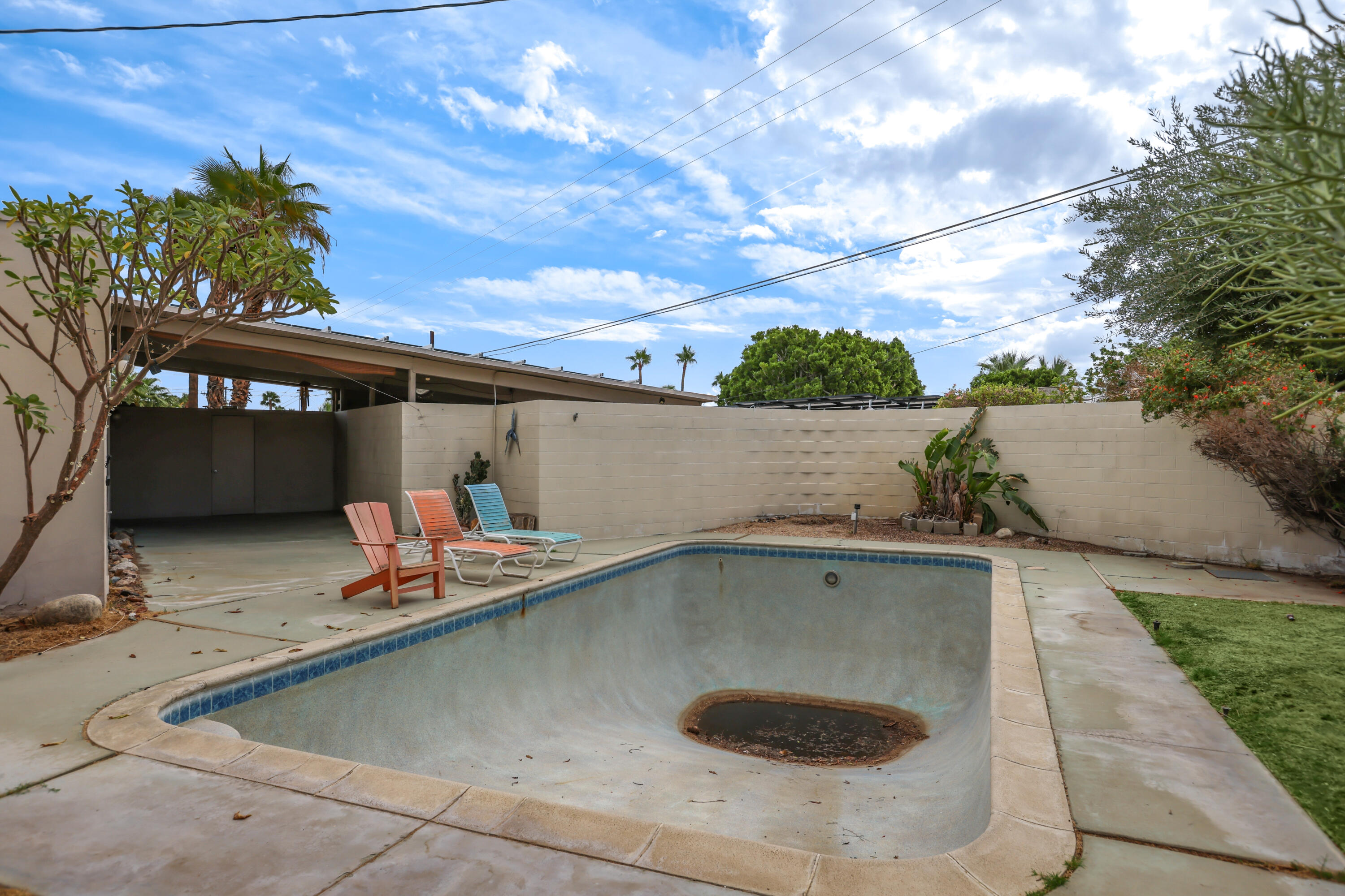 2839 North Davis Way Palm Springs, CA 92262 - Photo 27 of 29 a view of a swimming pool with a patio