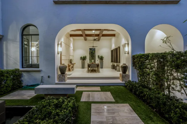 $29,900,000 | 410 North Ocean Boulevard, Delray Beach, FL 33483