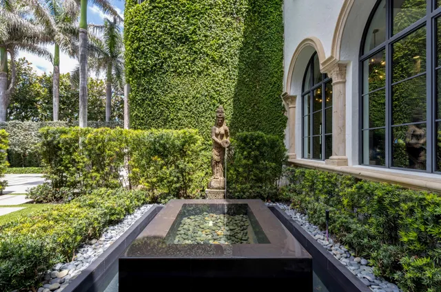 $29,900,000 | 410 North Ocean Boulevard, Delray Beach, FL 33483