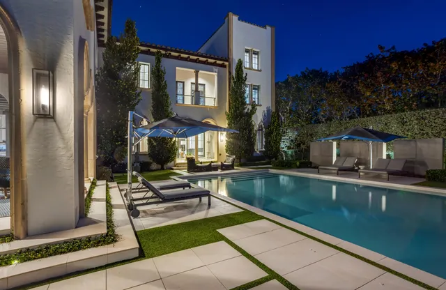 $29,900,000 | 410 North Ocean Boulevard, Delray Beach, FL 33483