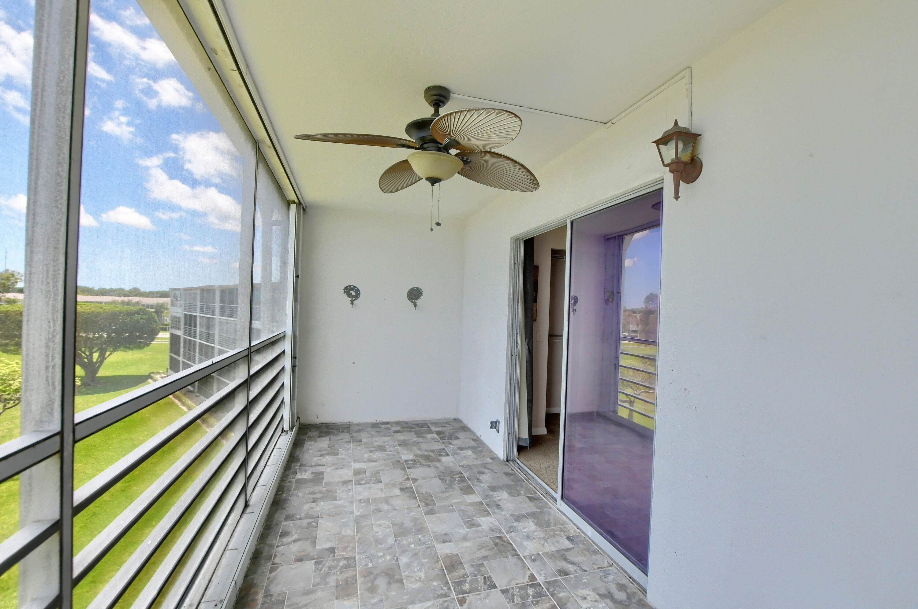 4010 Cornwall East Boca Raton, FL 33434 - Photo 19 of 50 20_ebf_1720-hdr(5)