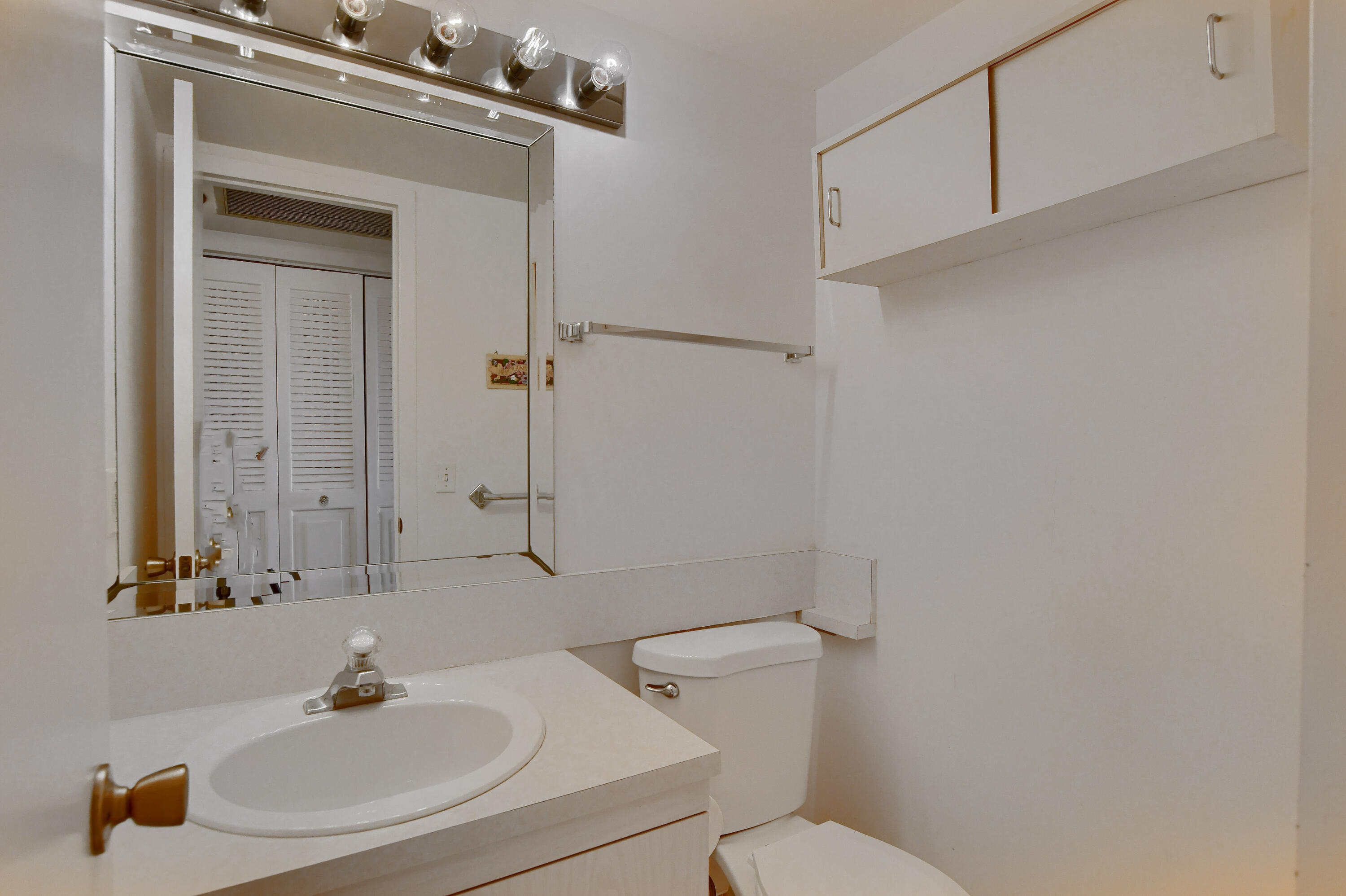 4010 Cornwall East Boca Raton, FL 33434 - Photo 10 of 50 11_ebf_1675-hdr(5)