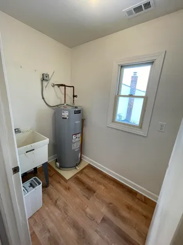 $2,300 | Undisclosed Address, Royal Oak, MI 48067