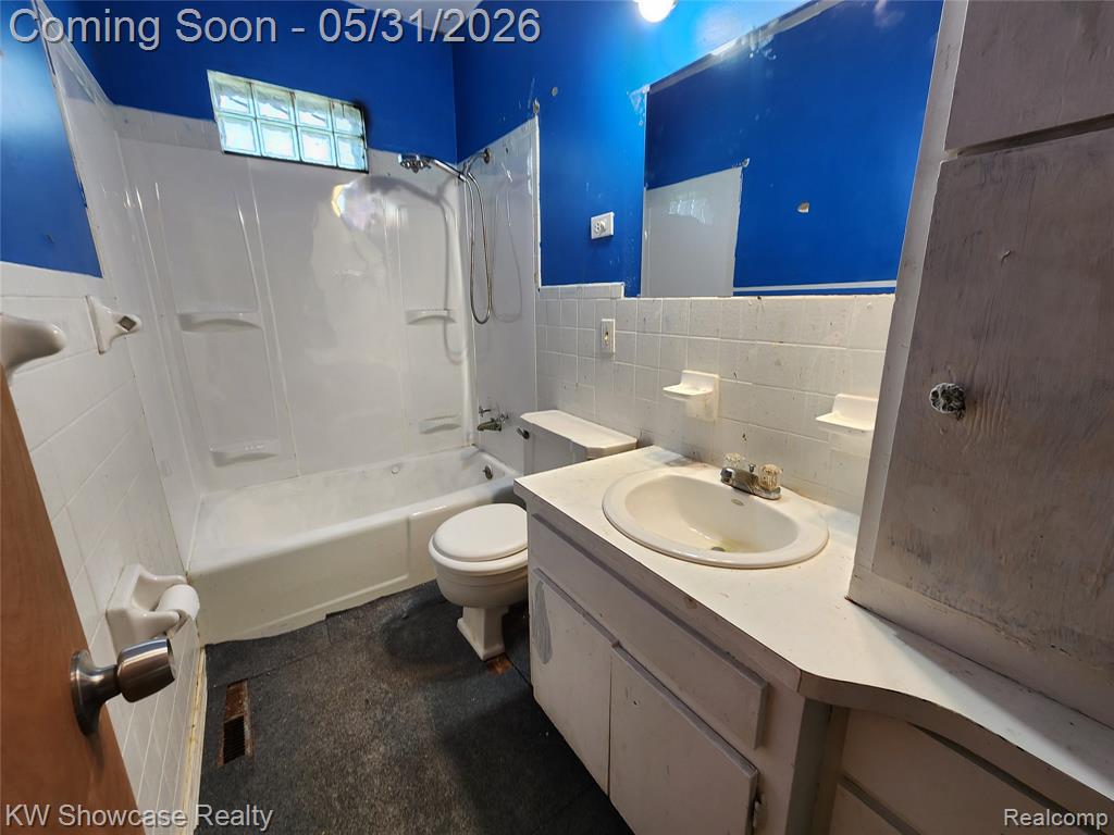 4356 South Vassar Road Burton, MI 48519 - Photo 30 of 42