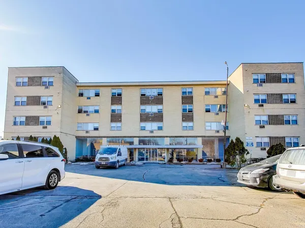 $2,100 | 7250 North Western Avenue, Unit 410, Chicago, IL 60645