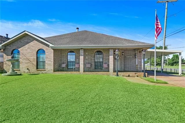 $5,888 | 6900 Royal Street, Arabi, LA 70032