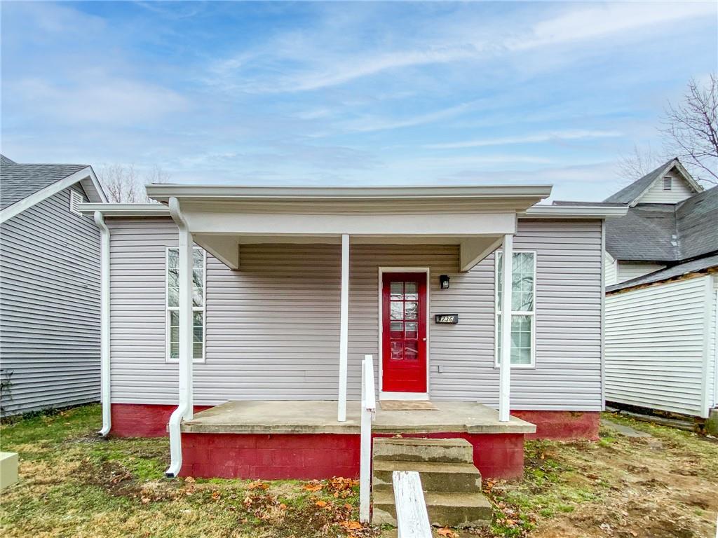 736 Reed Street Columbus, IN 47201 - Photo 1 of 18 Gallery Image 1