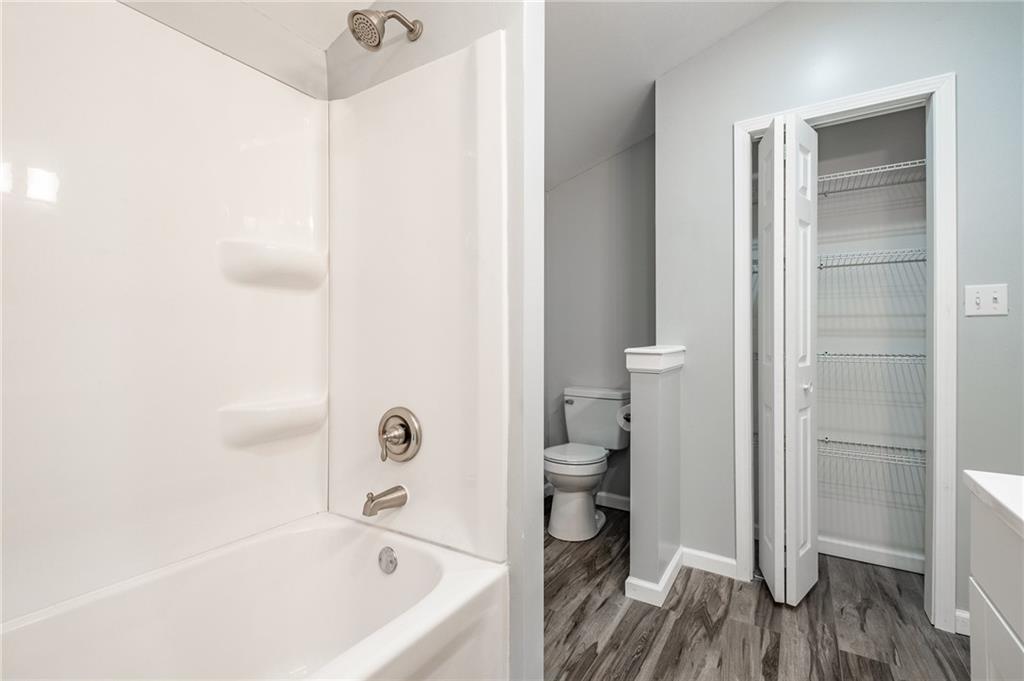 736 Reed Street Columbus, IN 47201 - Photo 12 of 18 Gallery Image 12