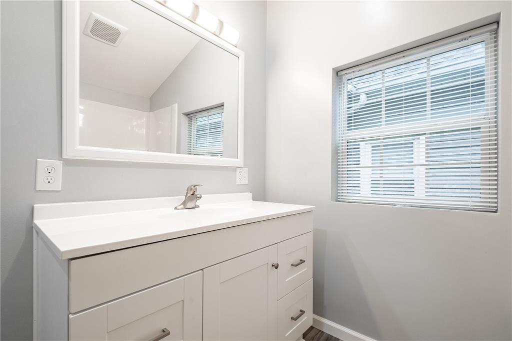 736 Reed Street Columbus, IN 47201 - Photo 13 of 18 Gallery Image 13