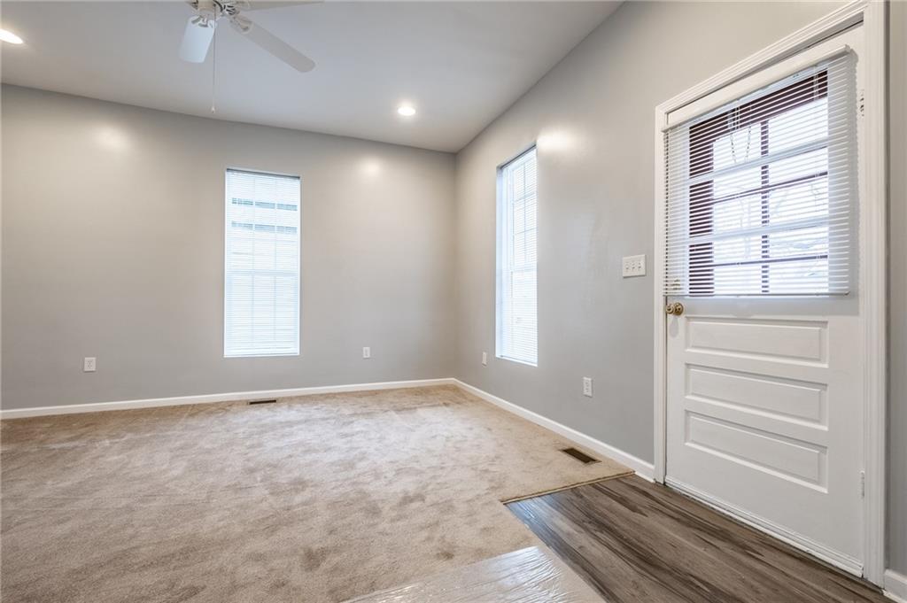736 Reed Street Columbus, IN 47201 - Photo 3 of 18 Gallery Image 3