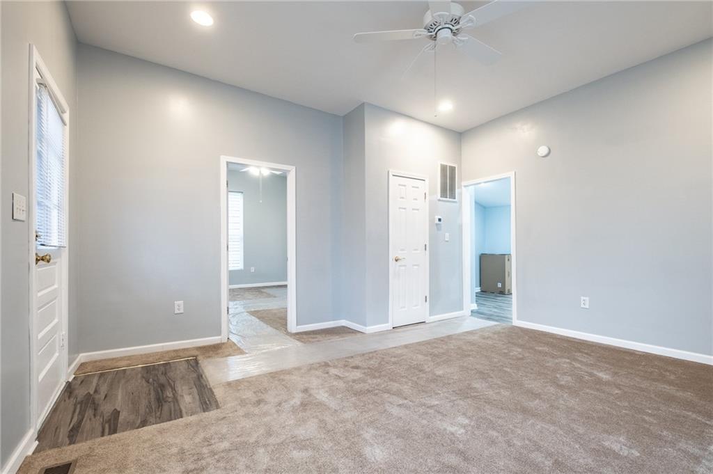 736 Reed Street Columbus, IN 47201 - Photo 4 of 18 Gallery Image 4