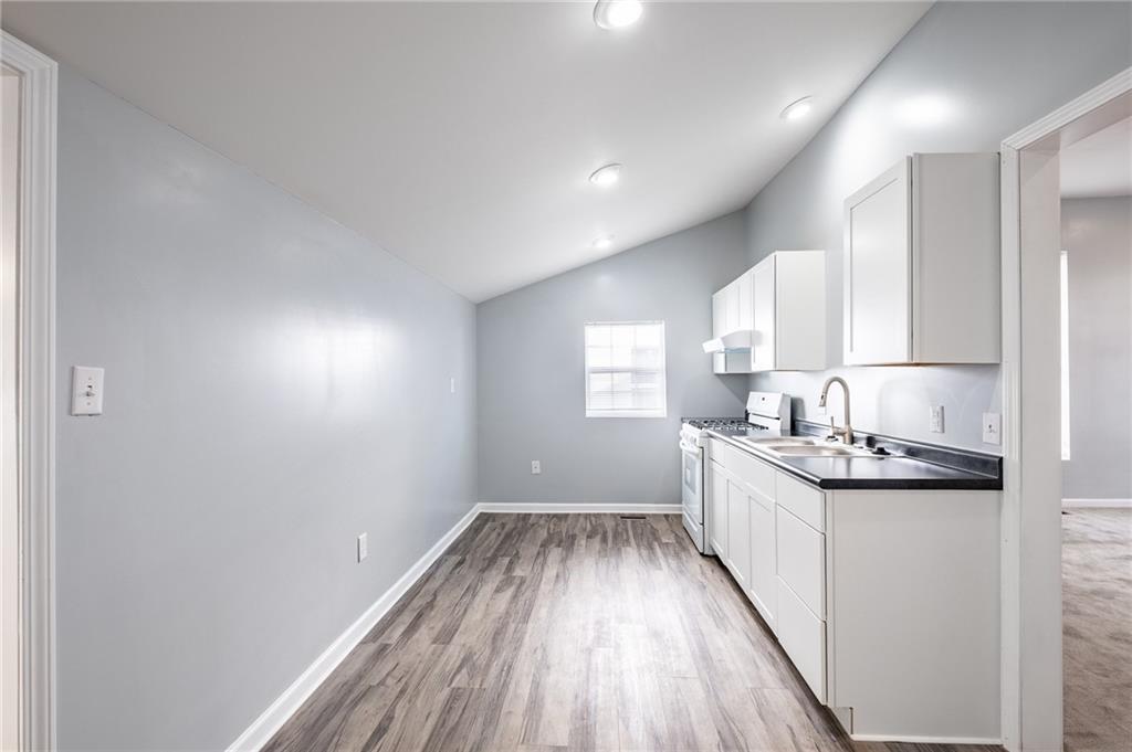 736 Reed Street Columbus, IN 47201 - Photo 5 of 18 Gallery Image 5
