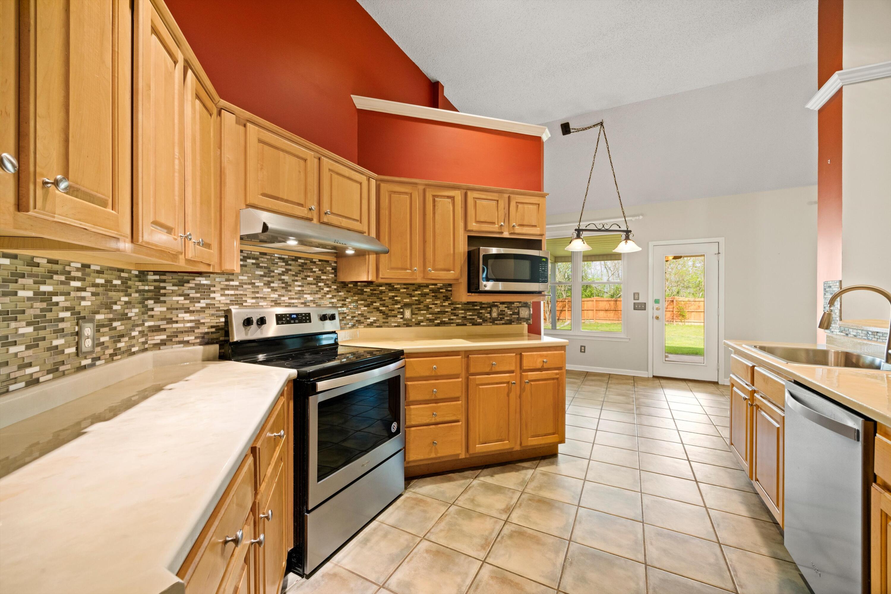 1621 Gunston Hall Road Hixson, TN 37343 - Photo 18 of 42 18-090A0041 (1)