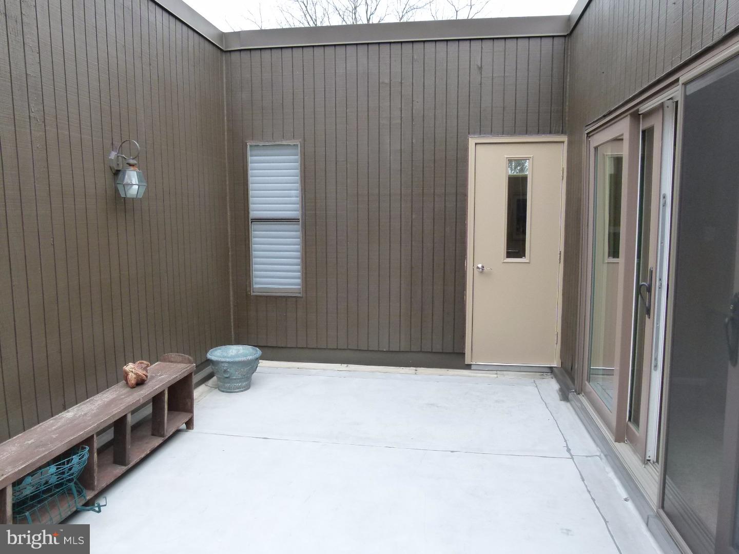 51 Haddonfield Cmns Haddonfield, NJ 08033 - Photo 16 of 17 Gallery Image 16