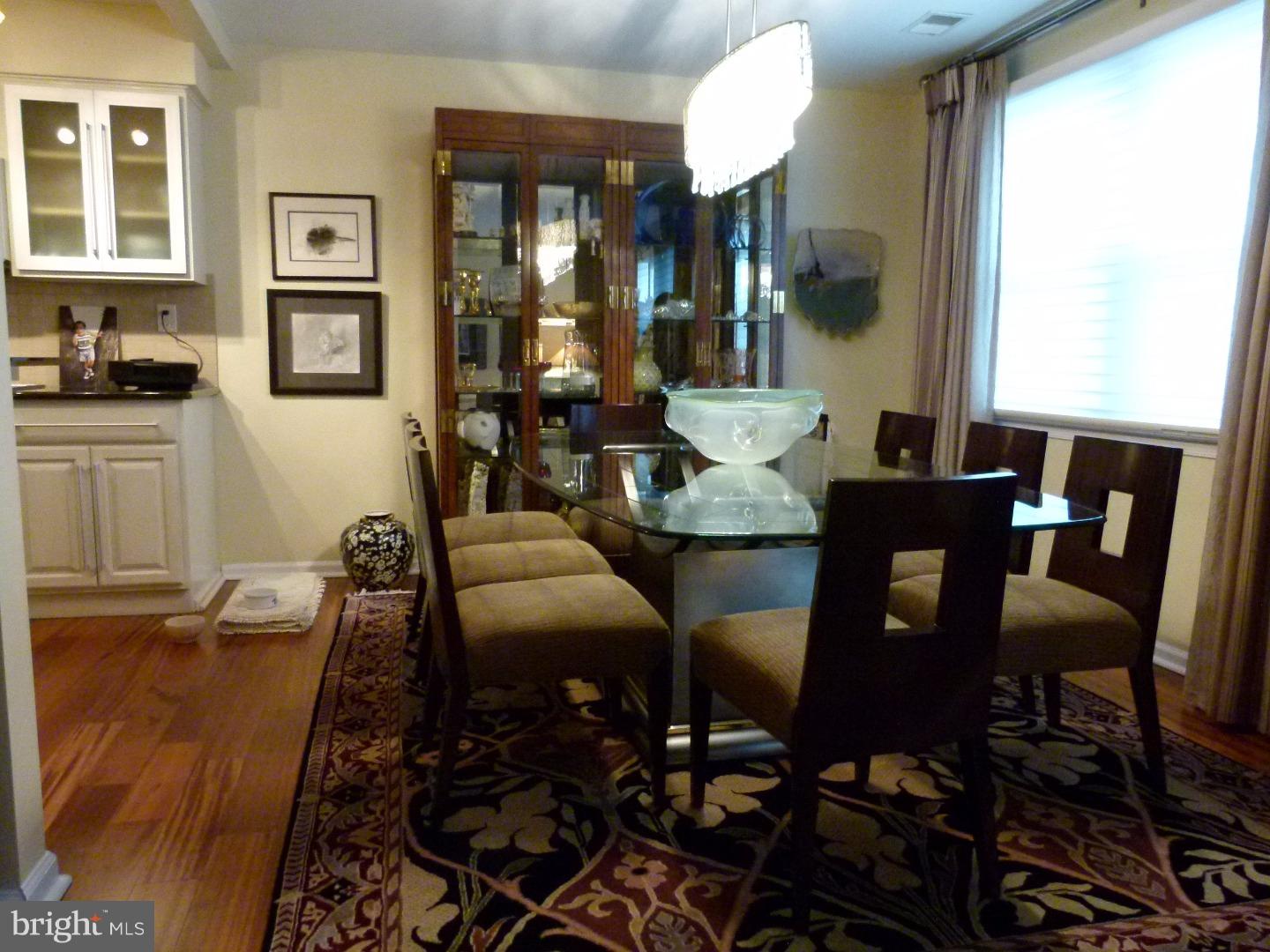51 Haddonfield Cmns Haddonfield, NJ 08033 - Photo 4 of 17 Gallery Image 4