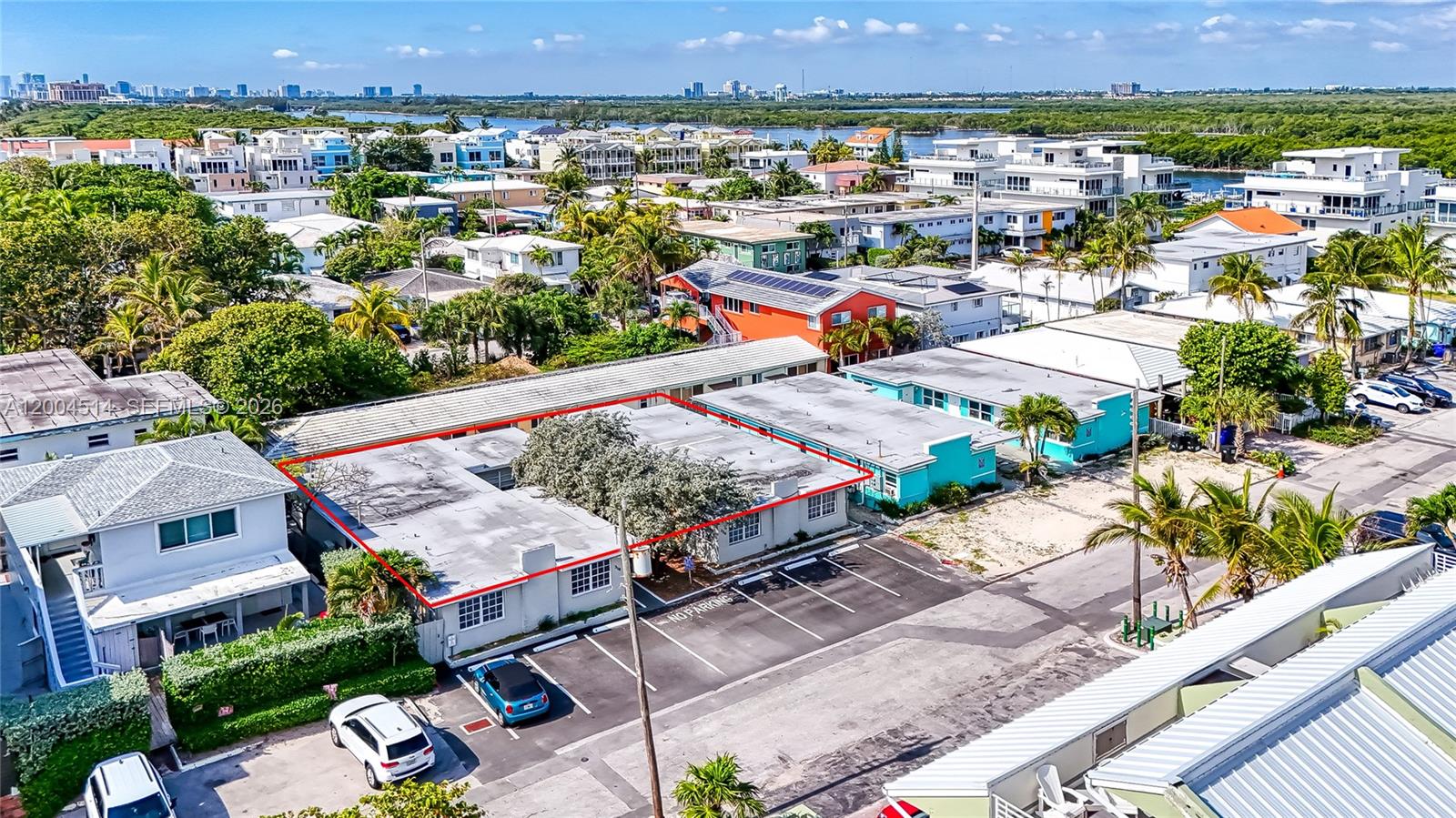 318 Walnut Street Hollywood, FL 33019 - Photo 10 of 15 an aerial view of a houses