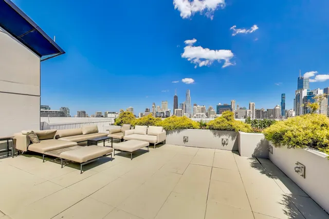 $625,000 | 435 West Erie Street, Unit 1106, Chicago, IL 60654