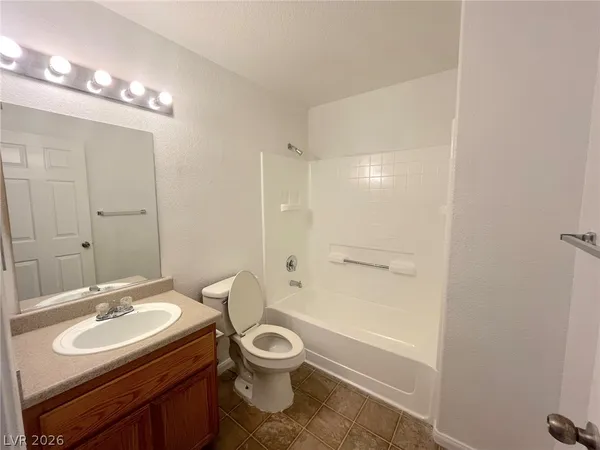 $1,050 | 4730 East Craig Road, Unit 2113, Las Vegas, NV 89115