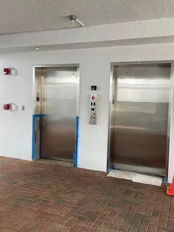 $480,000 | 10700 Northwest 66th Street, Unit 302, Doral, FL 33178