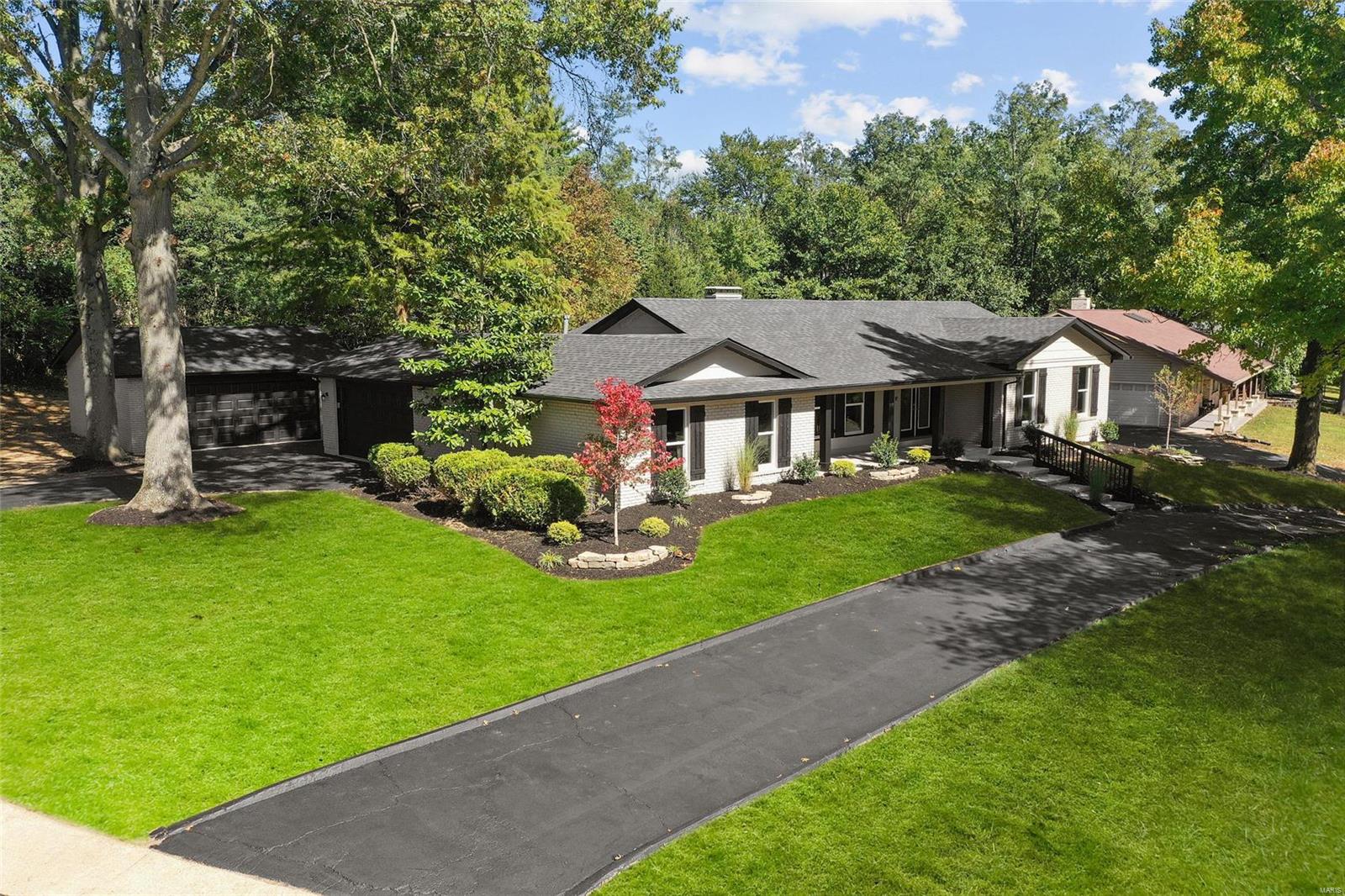 14391 Ladue Road Chesterfield, MO 63017 - Photo 1 of 65