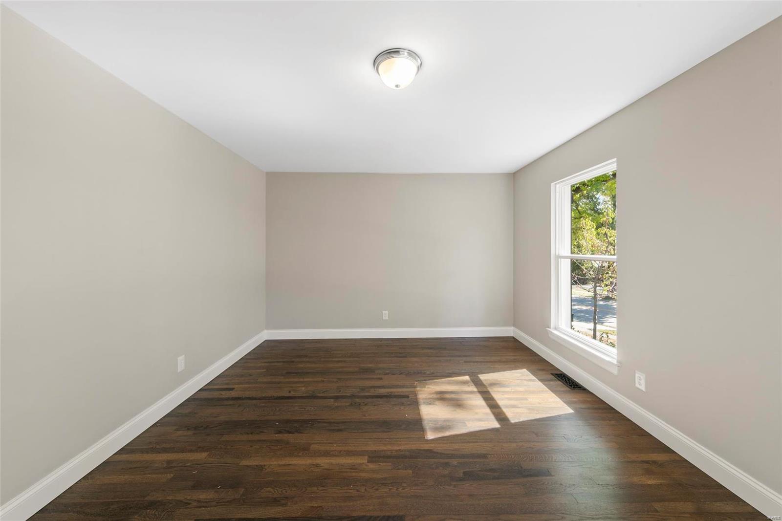14391 Ladue Road Chesterfield, MO 63017 - Photo 21 of 65