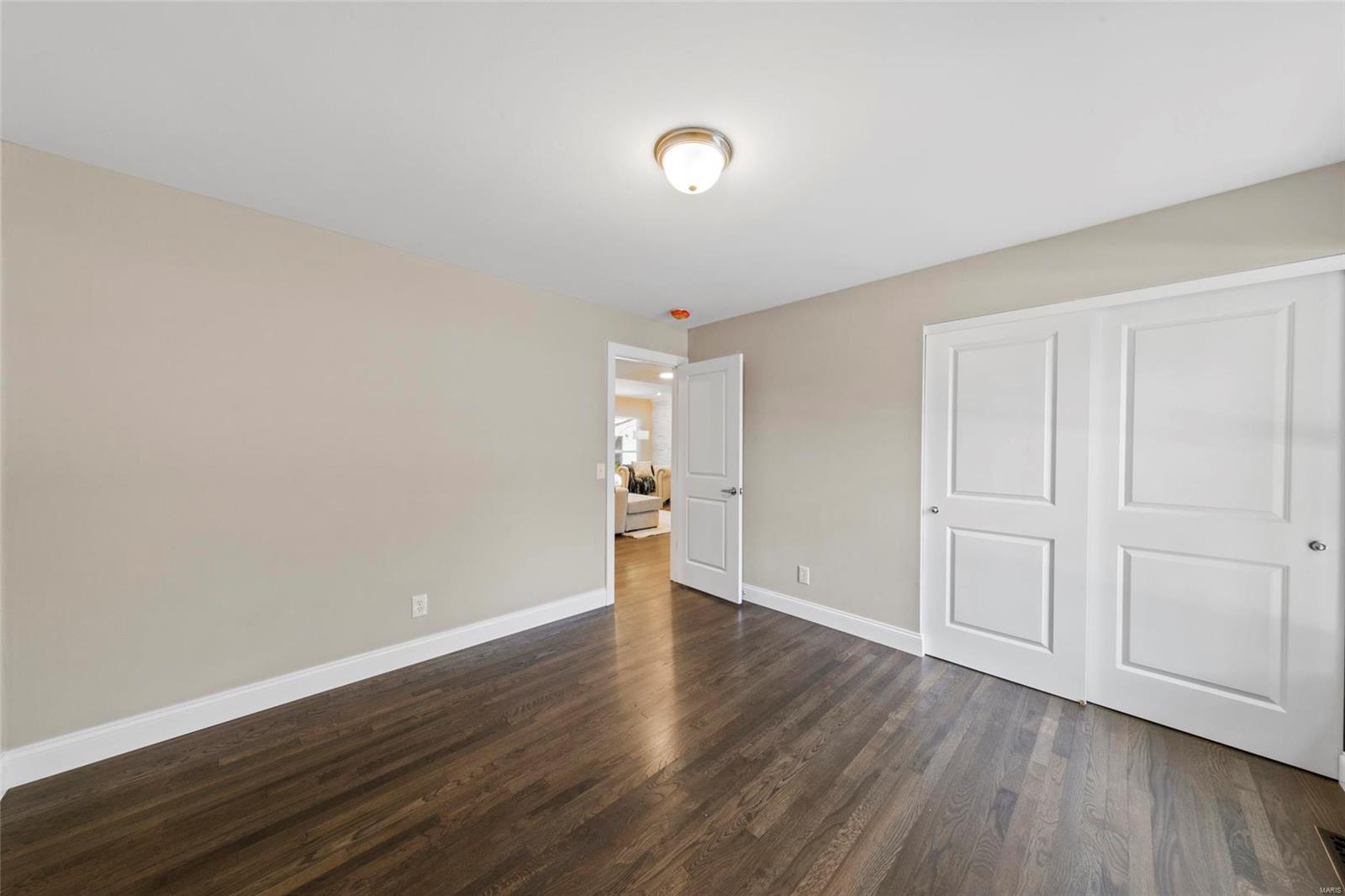 14391 Ladue Road Chesterfield, MO 63017 - Photo 23 of 65