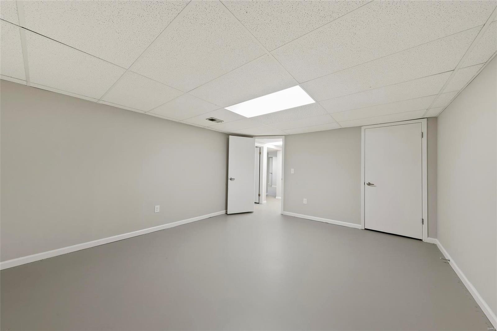 14391 Ladue Road Chesterfield, MO 63017 - Photo 44 of 65