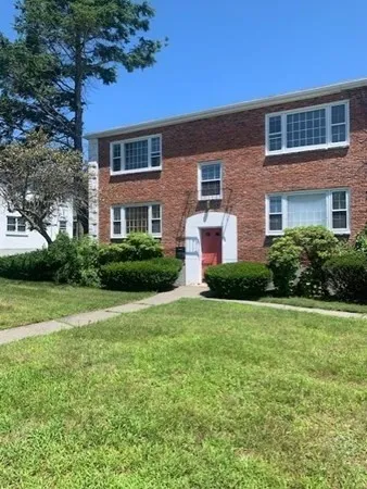 $1,725 | 16 Abington Avenue, Unit 1R, Holbrook, MA 02343