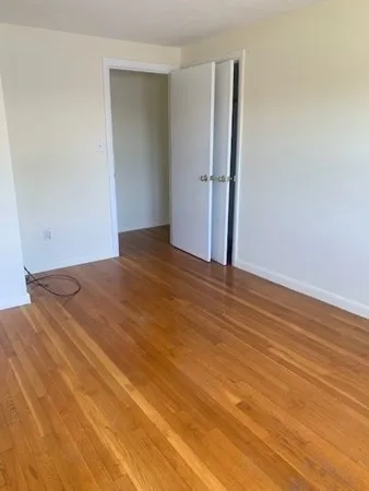 $1,725 | 16 Abington Avenue, Unit 1R, Holbrook, MA 02343