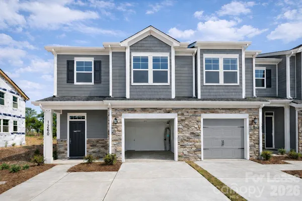 $2,350 | 1260 Scarlet Firethorne Avenue Northwest, Huntersville, NC 28078