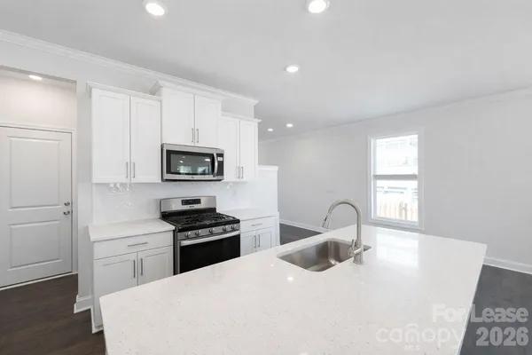 $2,350 | 1260 Scarlet Firethorne Avenue Northwest, Huntersville, NC 28078