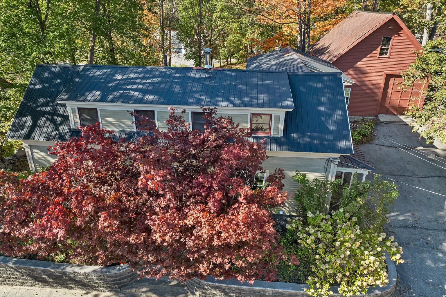 108 Center Street Wolfeboro, NH 03894 - Photo 13 of 55