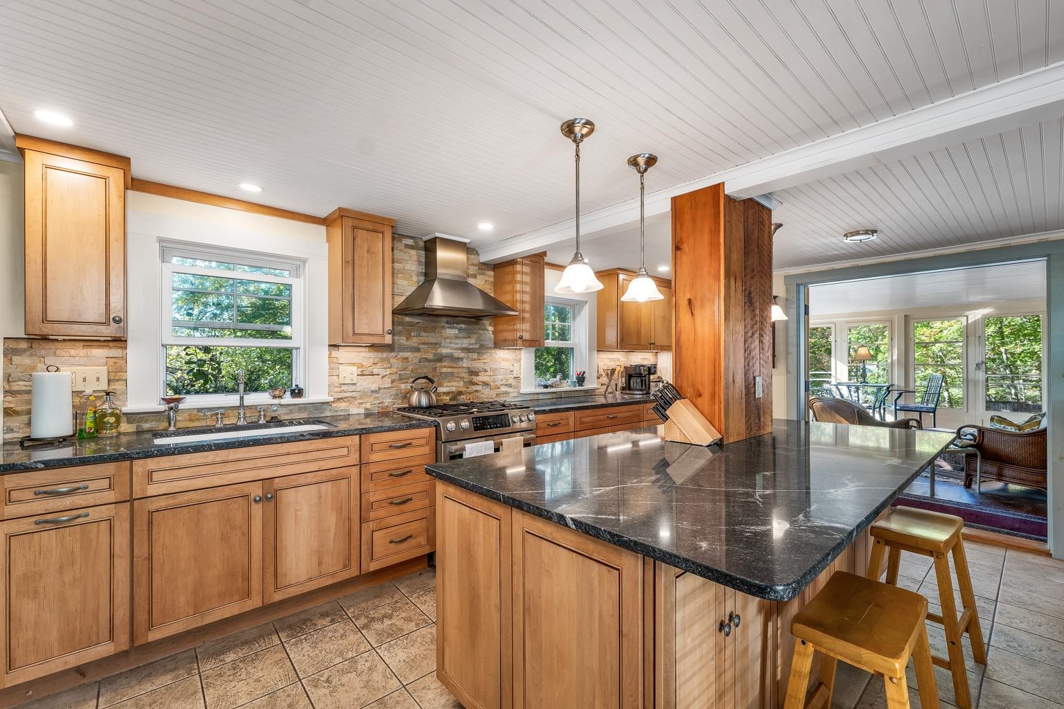 108 Center Street Wolfeboro, NH 03894 - Photo 20 of 55