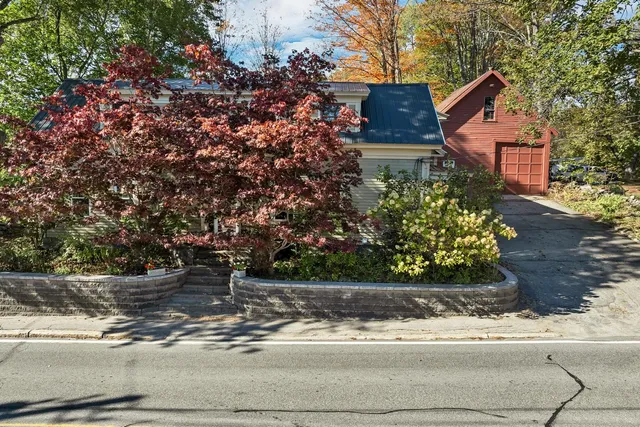 $629,000 | 108 Center Street, Wolfeboro, NH 03894